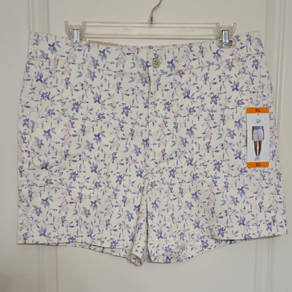 JACHS Girlfriend Purple and White Floral Women's Shorts
